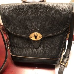 Authentic Dooney & Bourke Vintage “USA” Crossbody